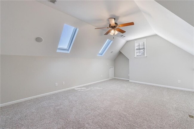 Building Photo - 1454 Hedgewood Ln NW