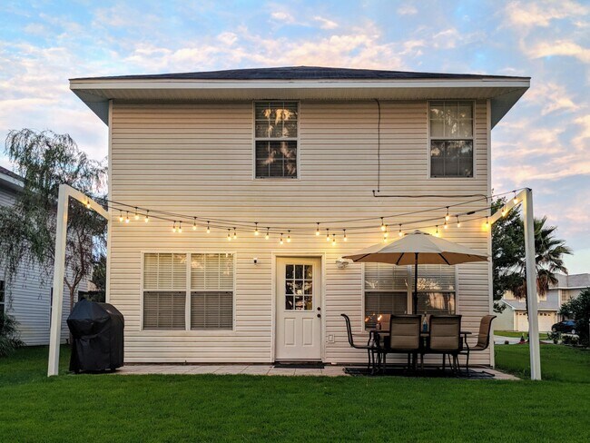 Building Photo - 262 Twin Lakes Ln