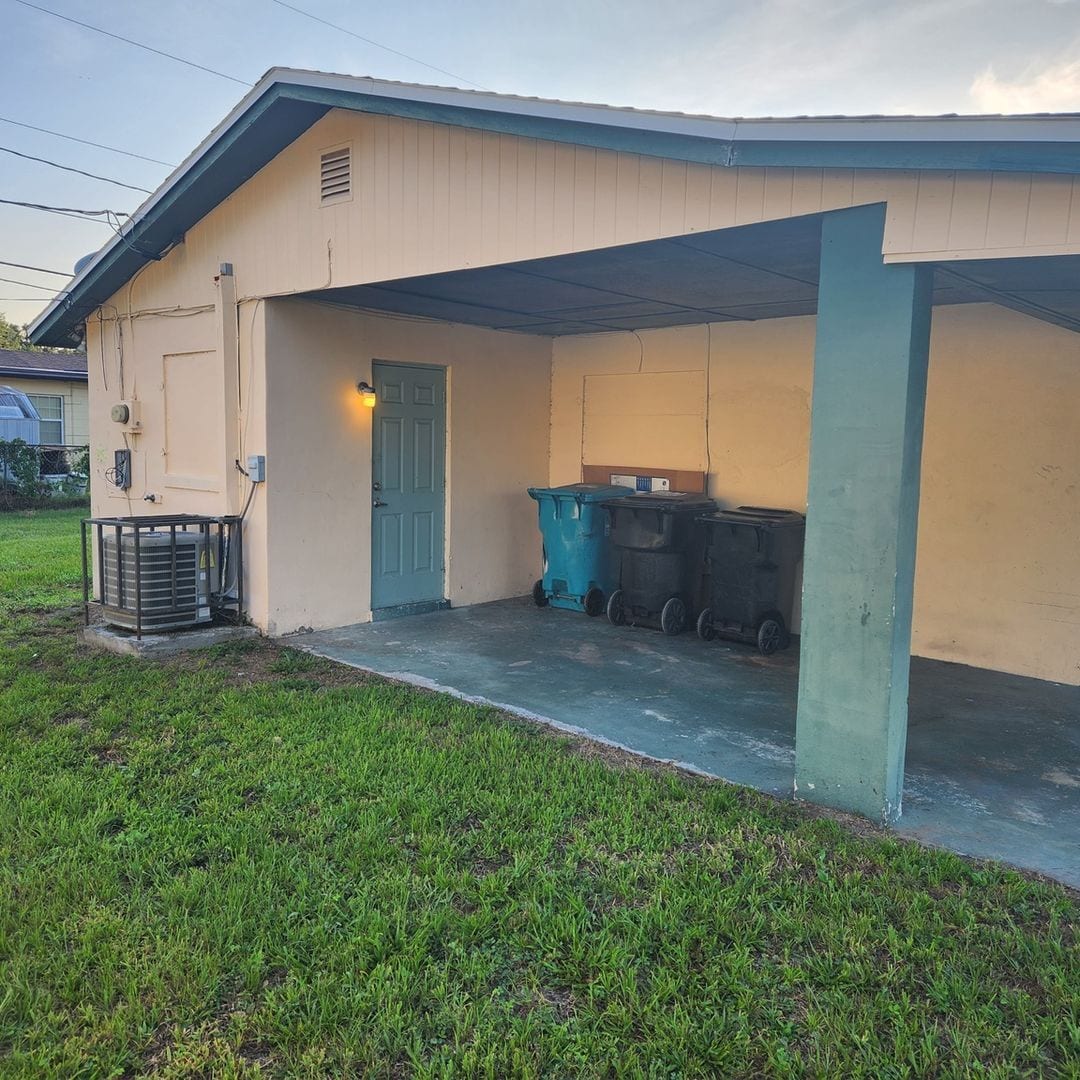 Building Photo - 4487 Wheatley St