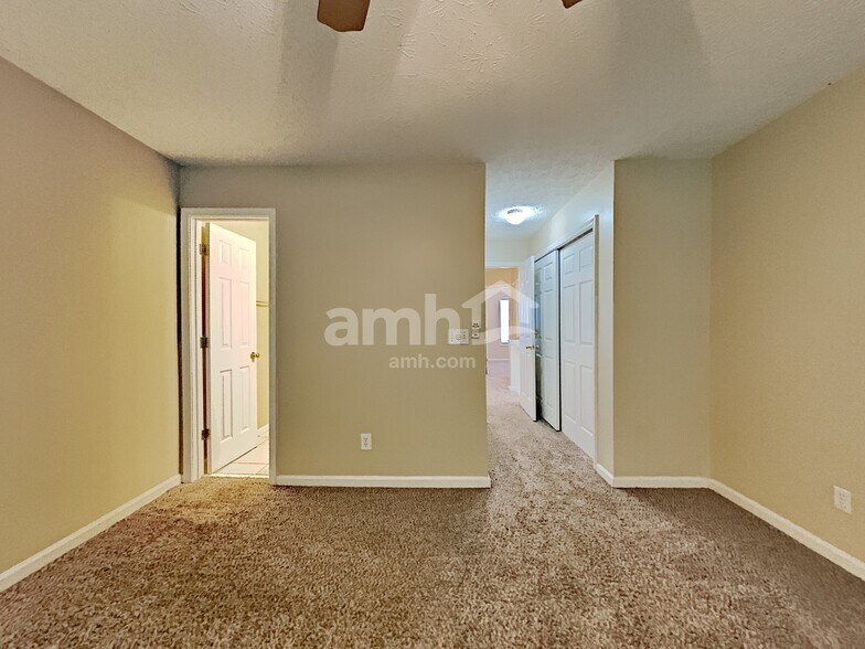 Building Photo - 1082 Britley Park Ln
