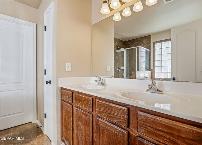 Building Photo - 3165 Sarina Cir