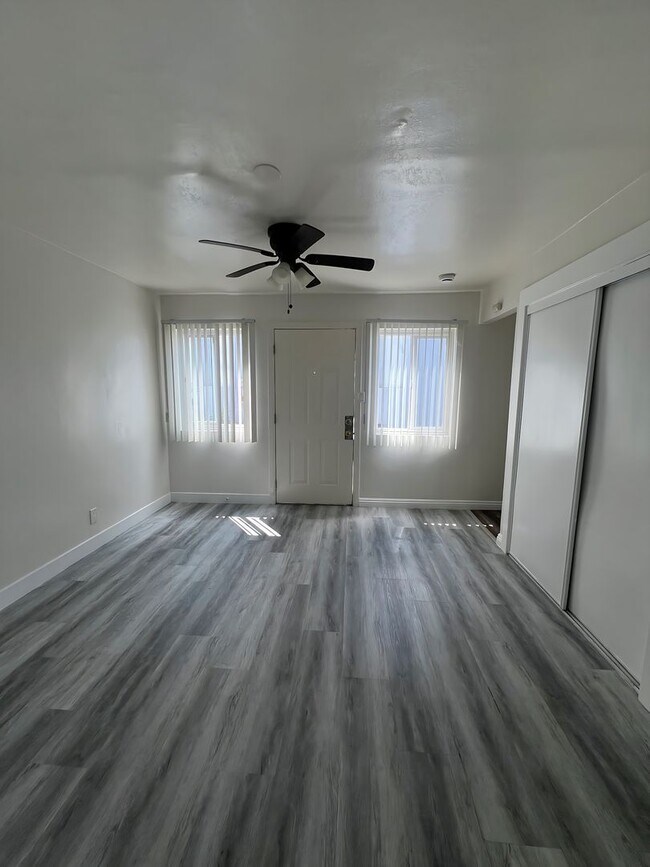 Building Photo - 819 S Palos Verdes St