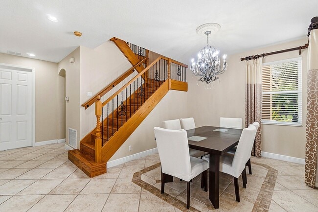 Building Photo - 8097 Via Bolzano