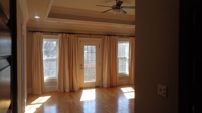 Building Photo - Spacious~Charming~Dilworth! 3800 SF 4 Beds 3.5 Baths