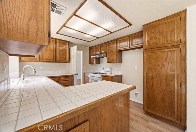 Building Photo - 20926 Brookline Dr