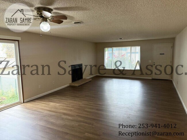 Building Photo - 203