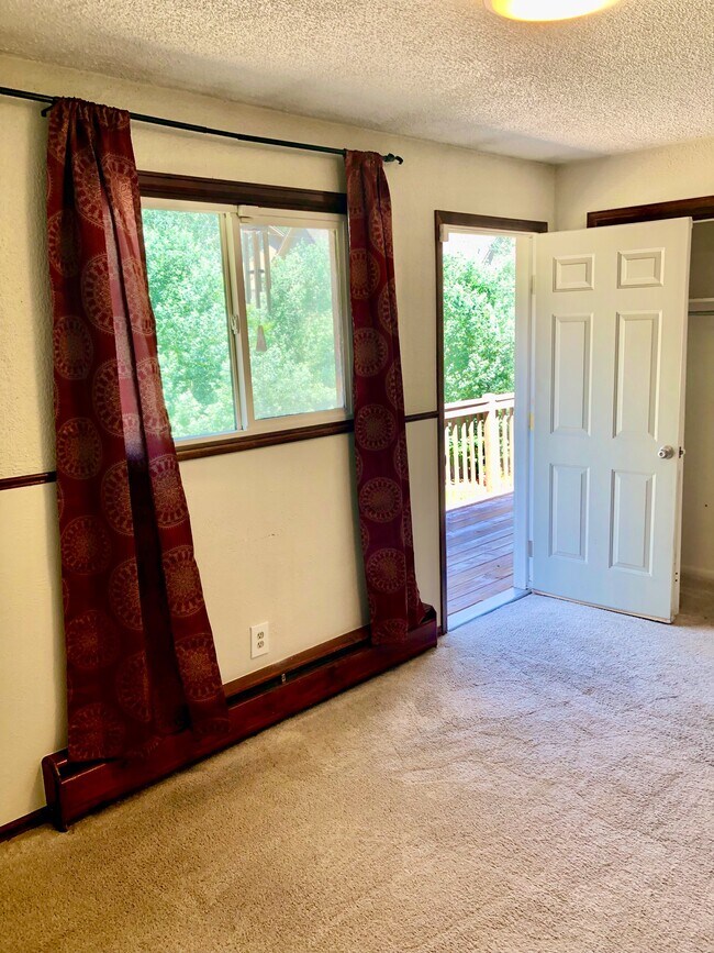 Building Photo - 3725 Quail St