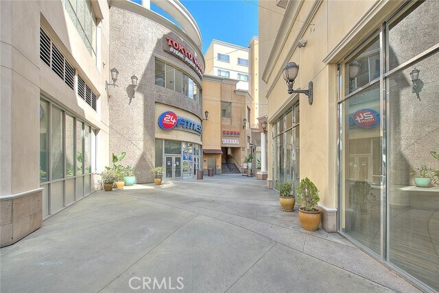 Building Photo - 600 N Atlantic Blvd