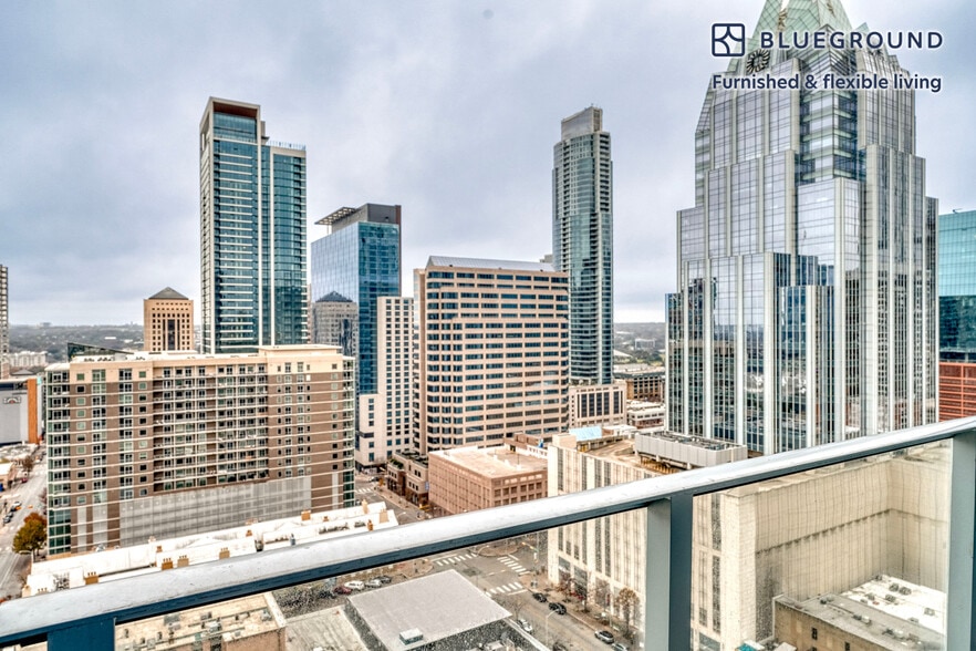 Building Photo - 501 Brazos St