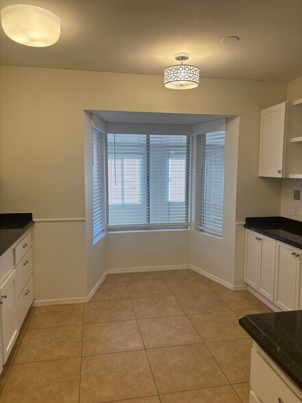 Building Photo - 18419 N 94th Dr