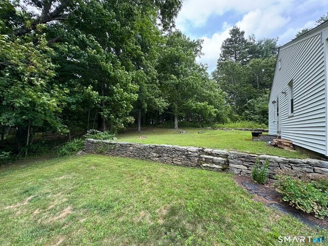 Building Photo - 779 Matson Hill Rd
