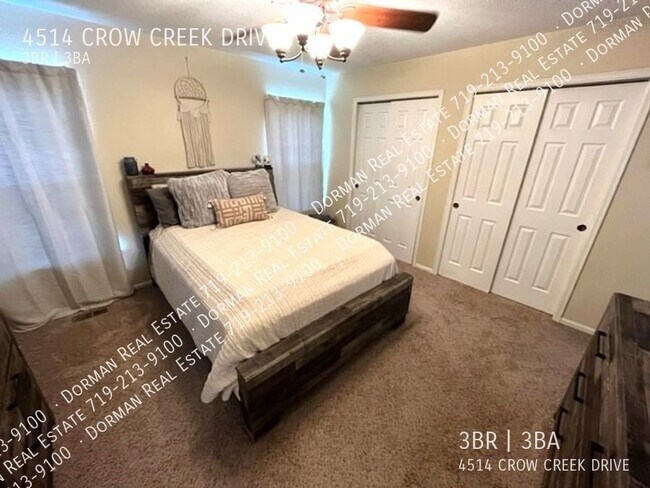 Building Photo - 4514 Crow Creek Dr