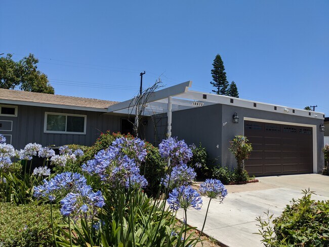 Primary Photo - 15672 S Myrtle Ave