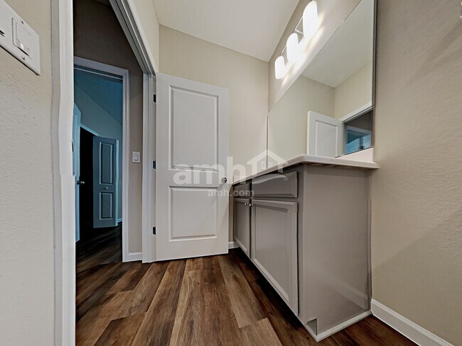 Building Photo - 89 Stone Arbor Ln