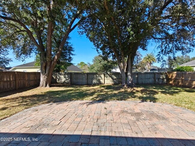 Building Photo - 1250 Bedrock Dr