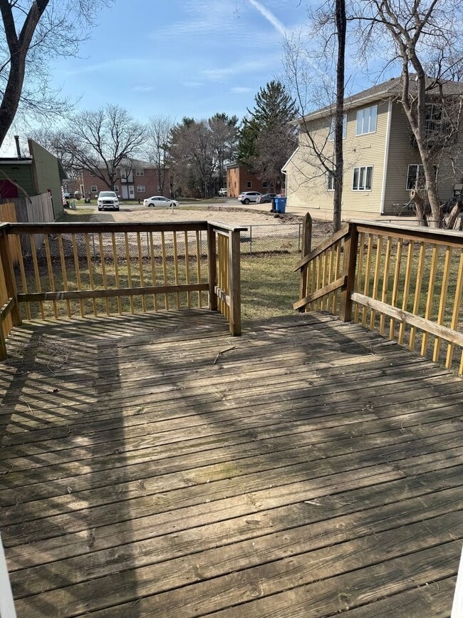 Building Photo - Newly Updated Home in Downtown Middleton