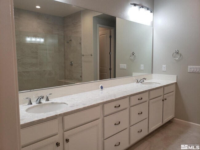 Building Photo - 9485 Hawkshead Rd