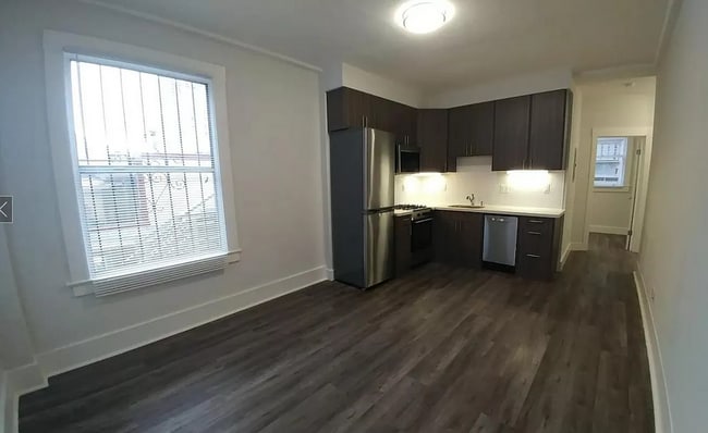 Building Photo - 285 Turk St