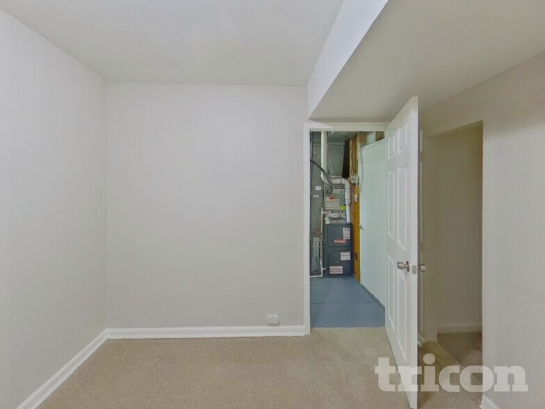 Building Photo - 3509 S Norfolk Way