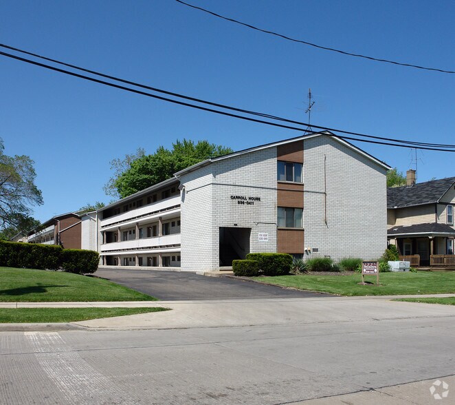 Primary Photo - Carroll Street Apartments