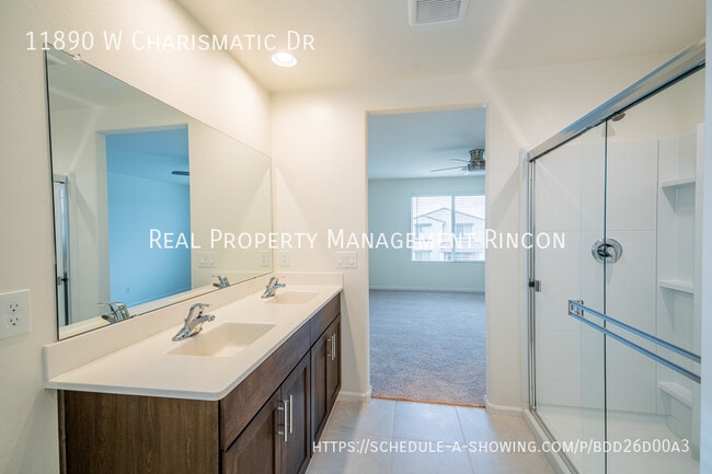 Building Photo - 11890 W Charismatic Dr