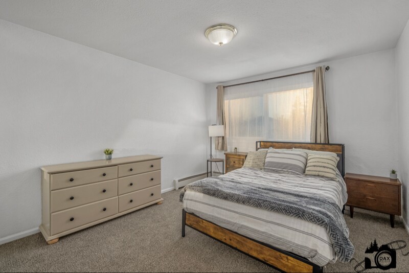 Building Photo - 4401 Reka Dr