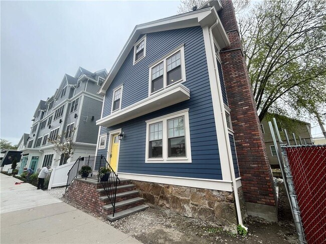 Building Photo - 35 Memorial Blvd