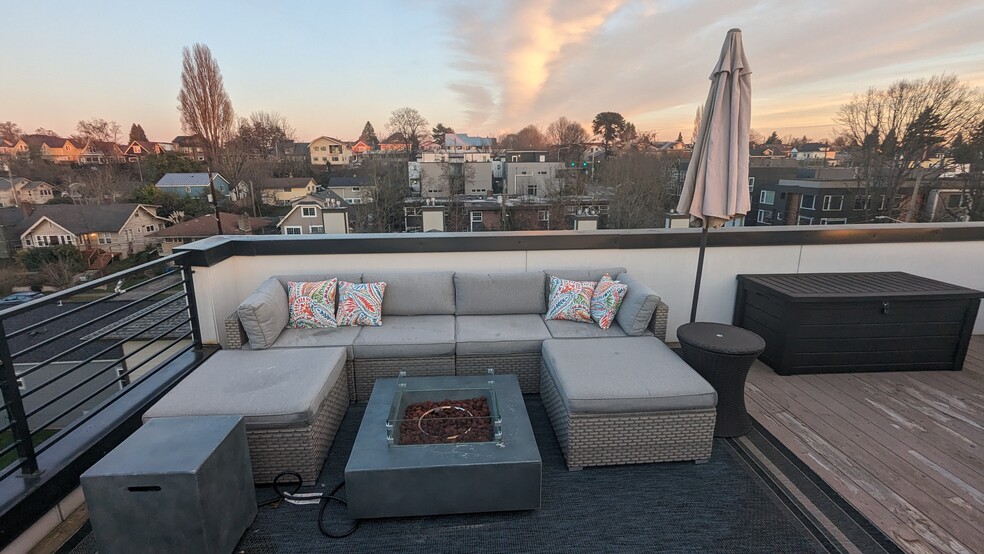 Building Photo - 2616 E Yesler Way