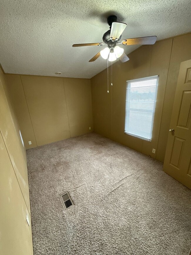 Building Photo - 5615 AR-363