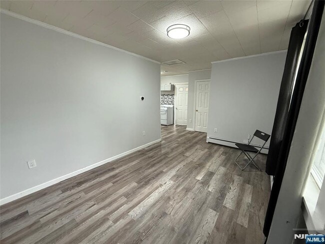 Building Photo - 1057 Lafayette Ave