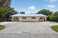 Building Photo - 9484 Sun Ct