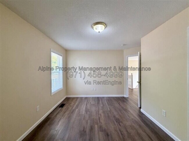 Building Photo - 13649 SW Packard Ln
