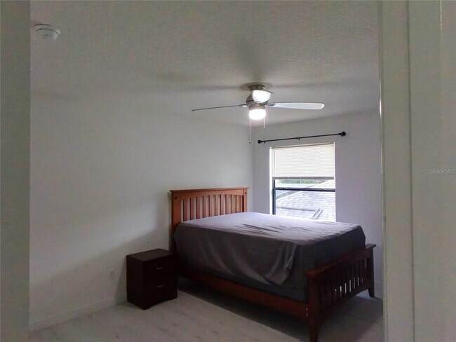Building Photo - 871 Blairmont Ln