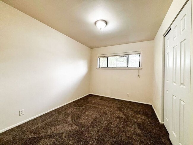 Building Photo - 1st Month Rent FREE!!! 3BR 1BA Home w/ Fresh Flooring • Private Backyard in Salt Lake City