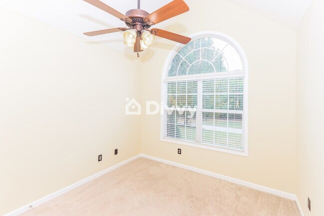 Building Photo - 69 Kimbell Farm Dr