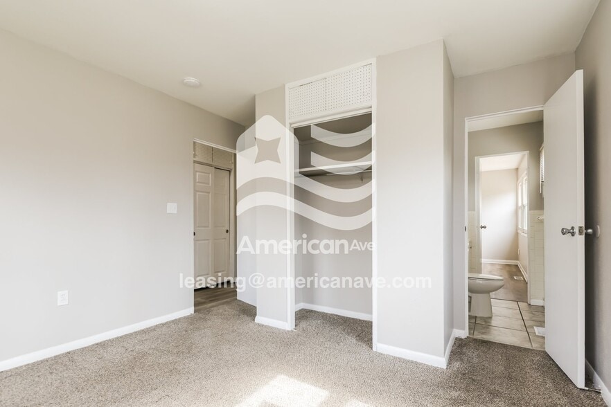 Building Photo - 3844 Lori Sue Ave