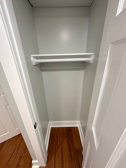 Building Photo - 202 Grand St