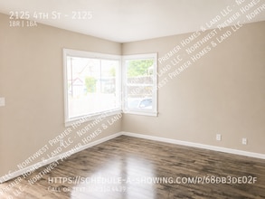 Building Photo - 2125 4th St