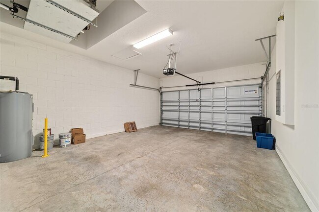 Building Photo - 5313 NW 48th Pl