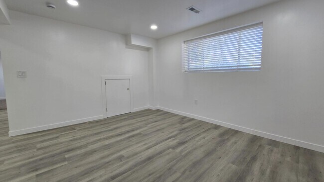 Building Photo - 1516 W 7470 S