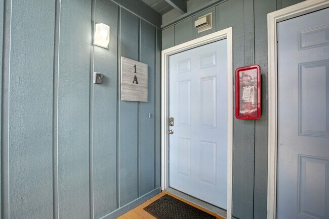 Building Photo - 606 Carolina Beach Ave S