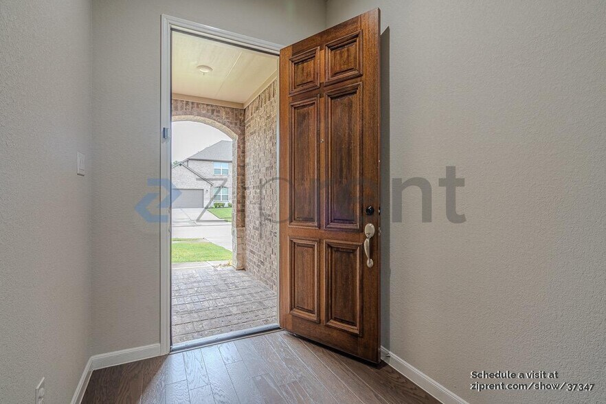 Building Photo - 27939 Parkside Creek Dr