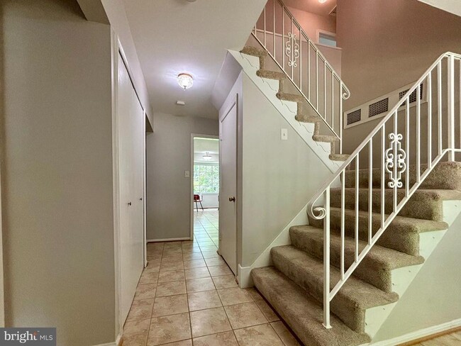 Building Photo - 3124 Wynford Dr
