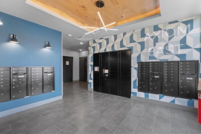 Building Photo - 2220 Webberville Rd