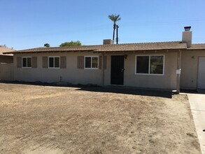 Building Photo - Indio