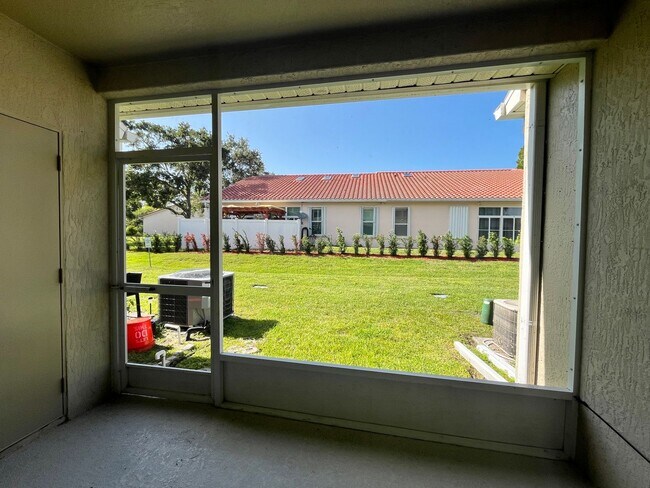 Building Photo - 1306 Hampton Park Ln