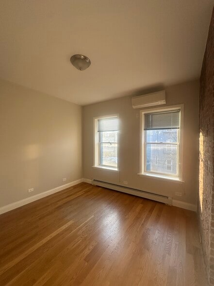 smaller bdrm - 1839 Norman St