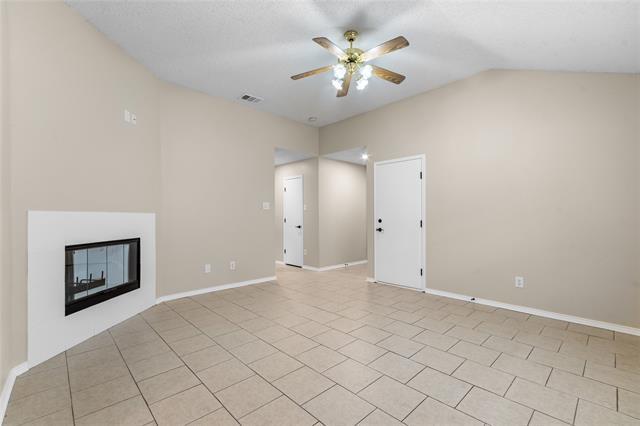 Building Photo - 1035 N Ravinia Dr