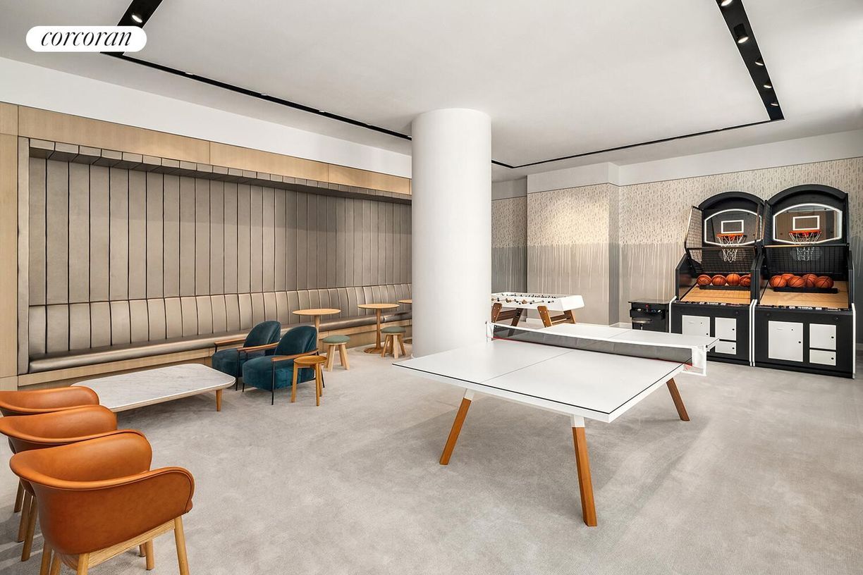 Building Photo - 430 E 58th St