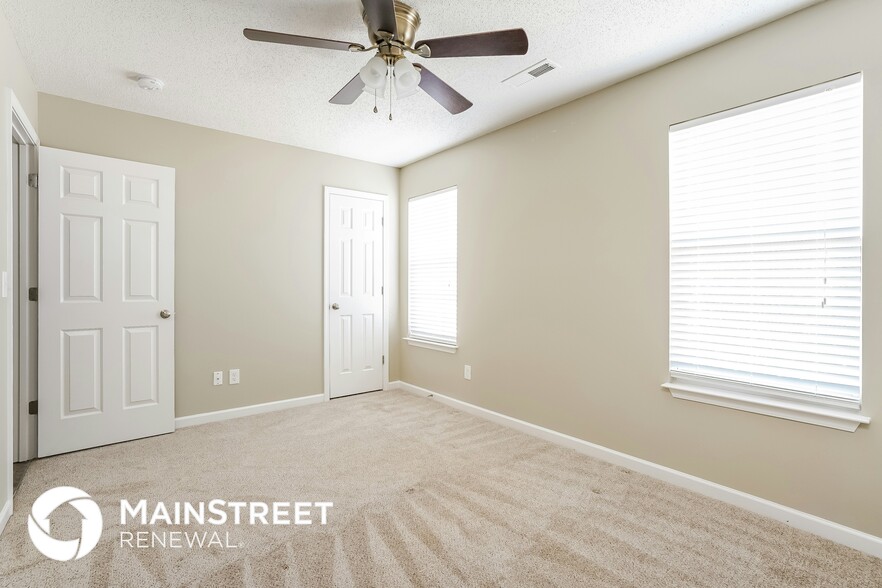 Building Photo - 5039 Liberty Hall Cir